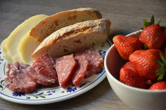 Salame Cacciatore D.O.P. affettato
