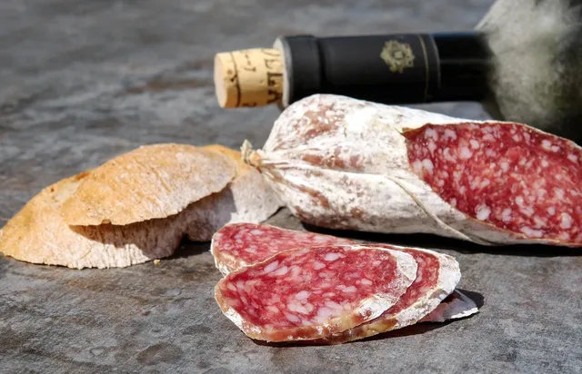 Lardo di Patanegra affettato